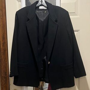 Elegant Black Women's Blazer